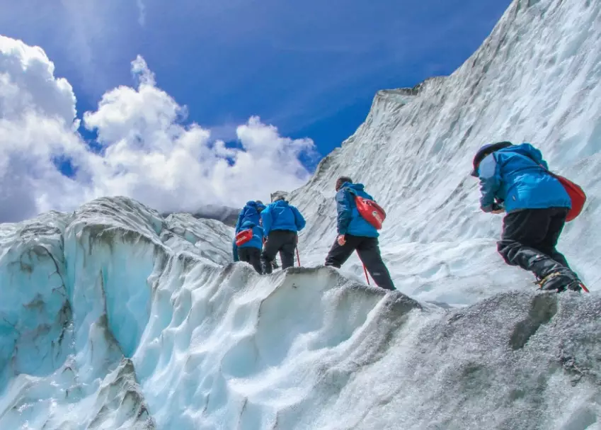 adventure travel climbing