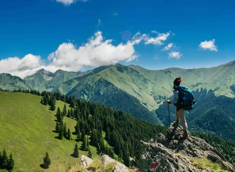 summer hiking trails