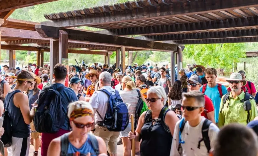 avoid crowds national parks