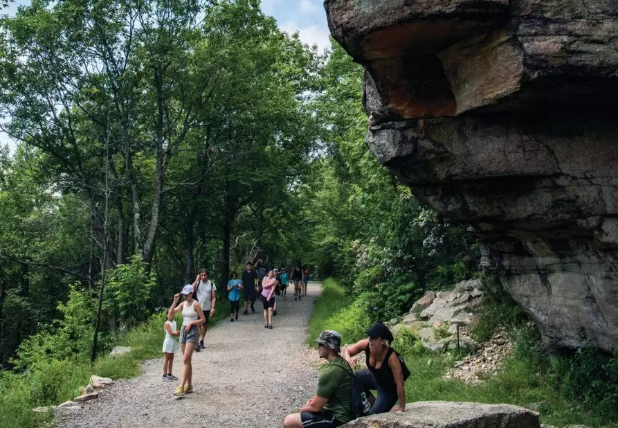 spring hiking trails