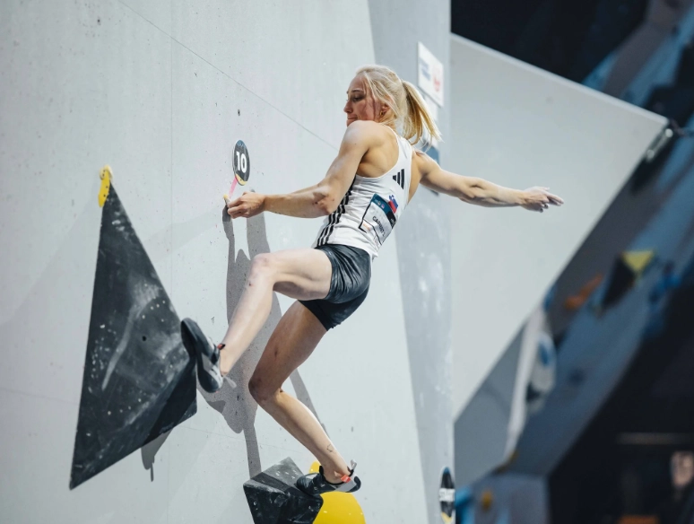 fear of falling climbing