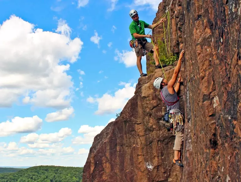 indoor rock climbing classes