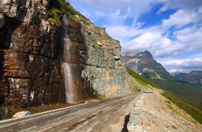 Glacier National Park driving tips Glacier National Park driving tips