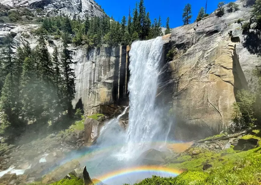 Yosemite hiking trails