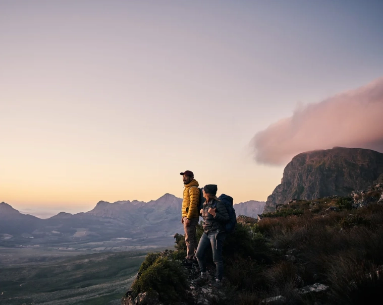 difference between trekking and hiking