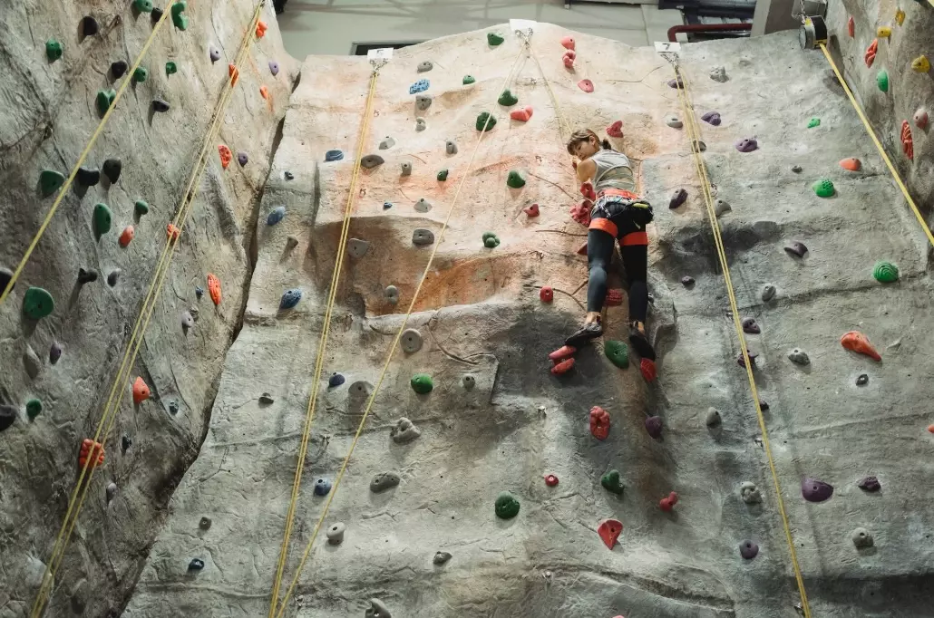 stemming climbing technique