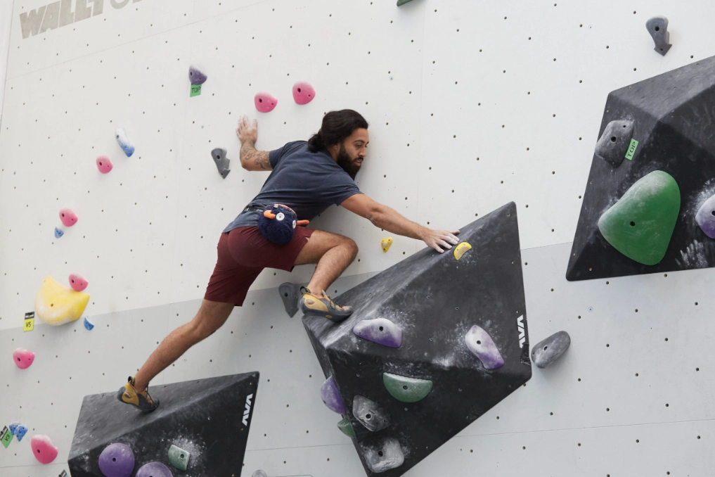 how to improve bouldering footwork