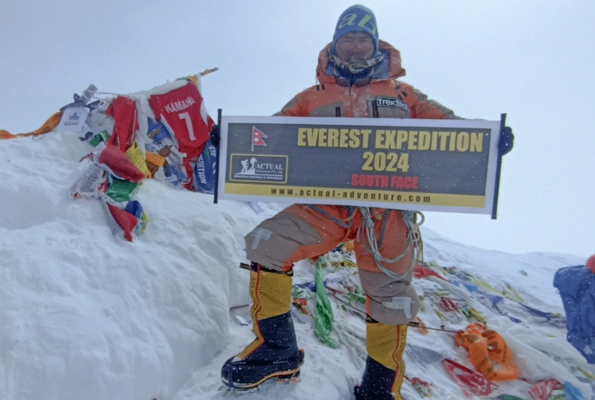 Mount Everest summit deadline