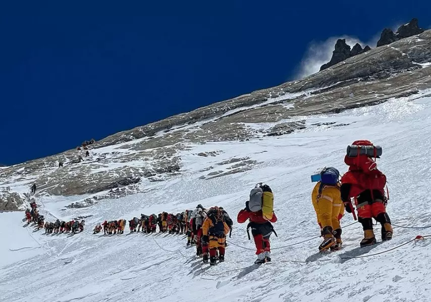 climbing safety on Everest