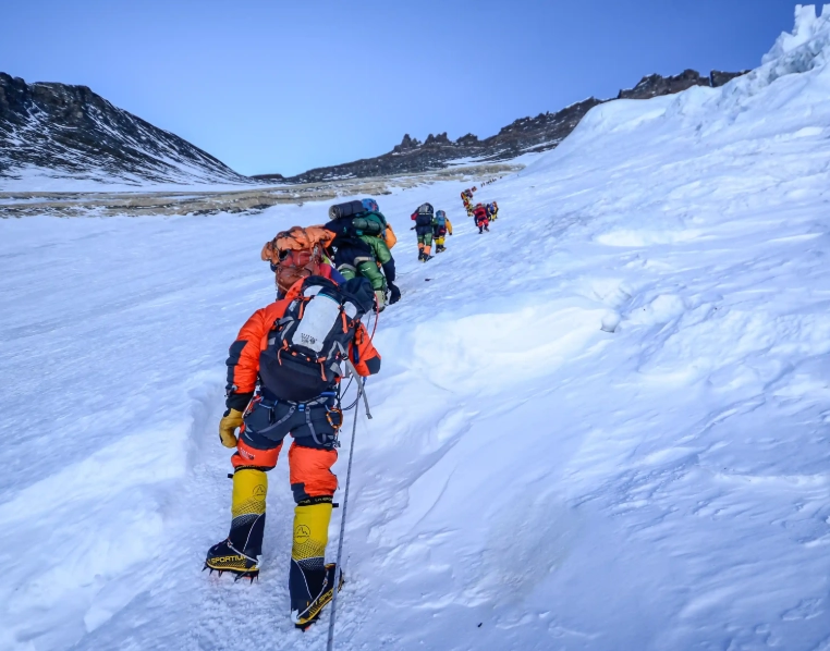 Everest expedition sponsorship