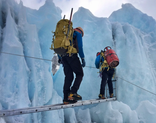 How to climb Mount Everest for free