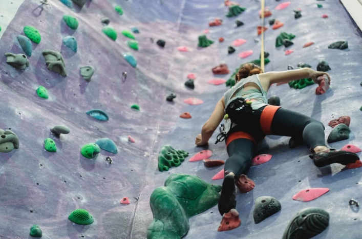 climbing alone safely climbing alone safely