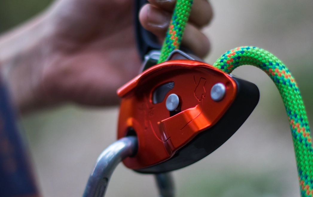 belay vs rappel belay vs rappel
