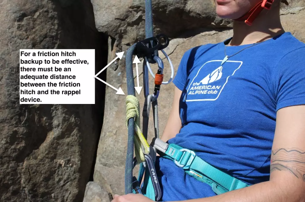 belaying vs rappelling belaying vs rappelling