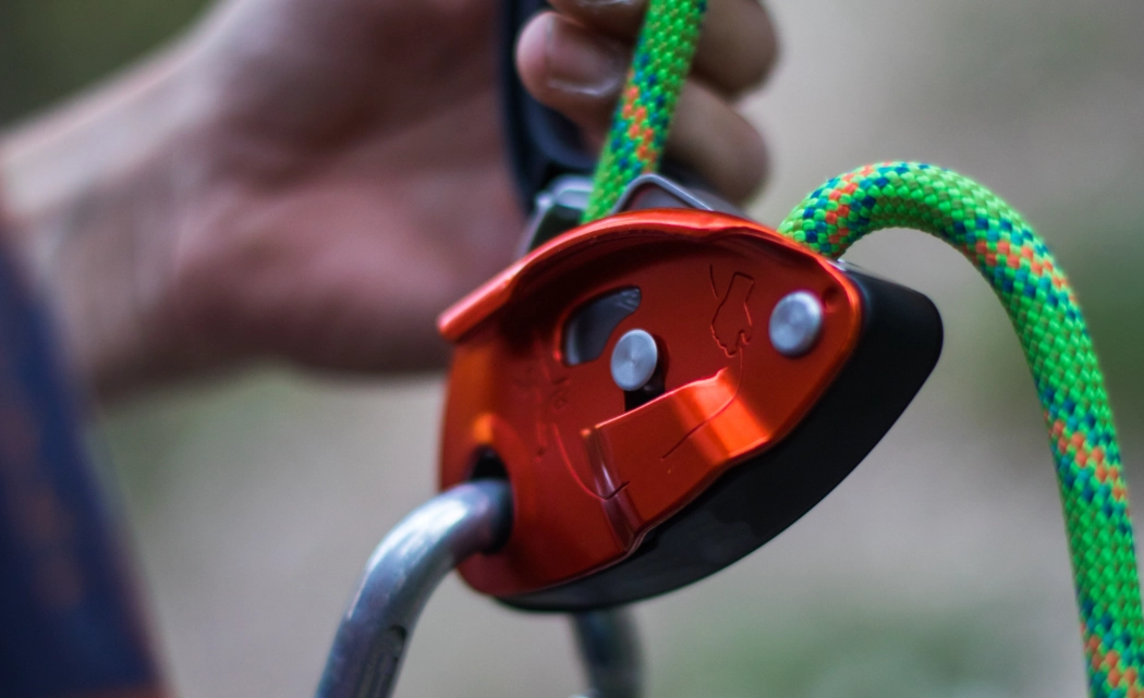 Belaying meaning