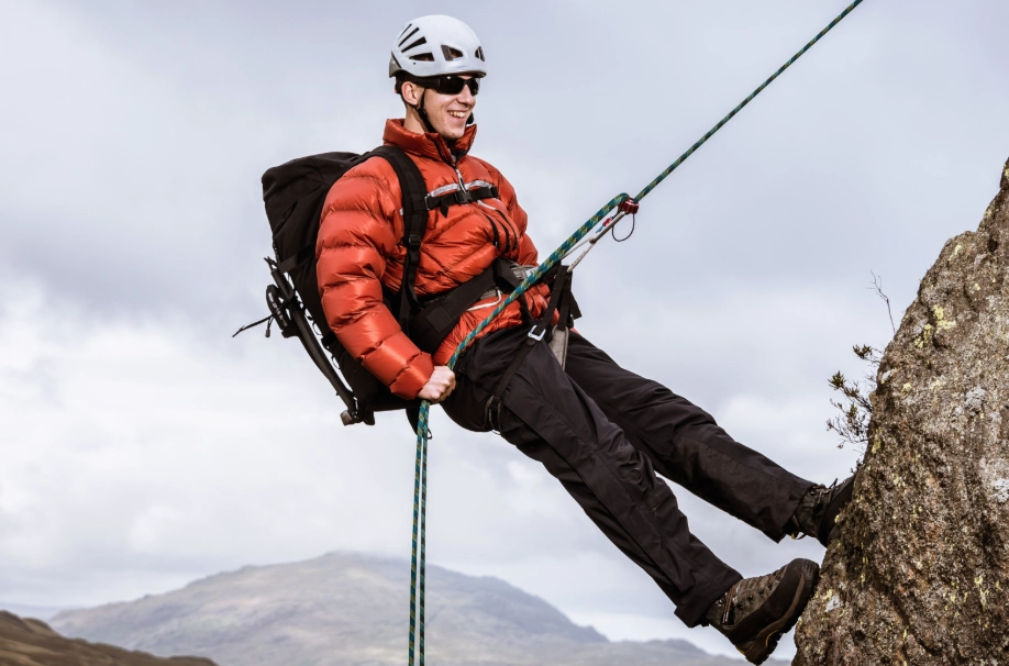rappelling
