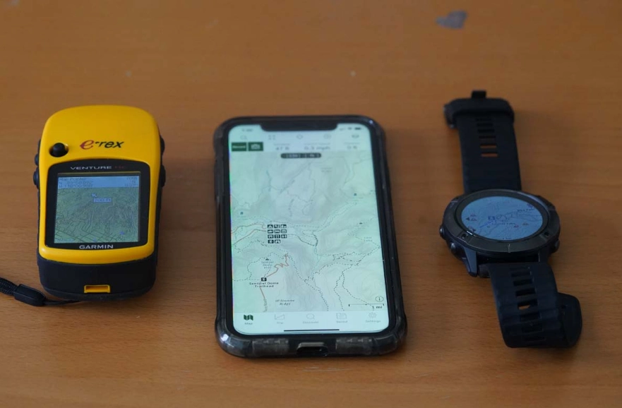 hiking tracker SOS feature
