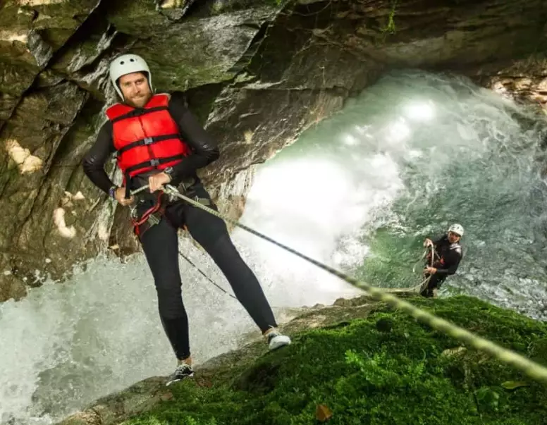 rope descent techniques