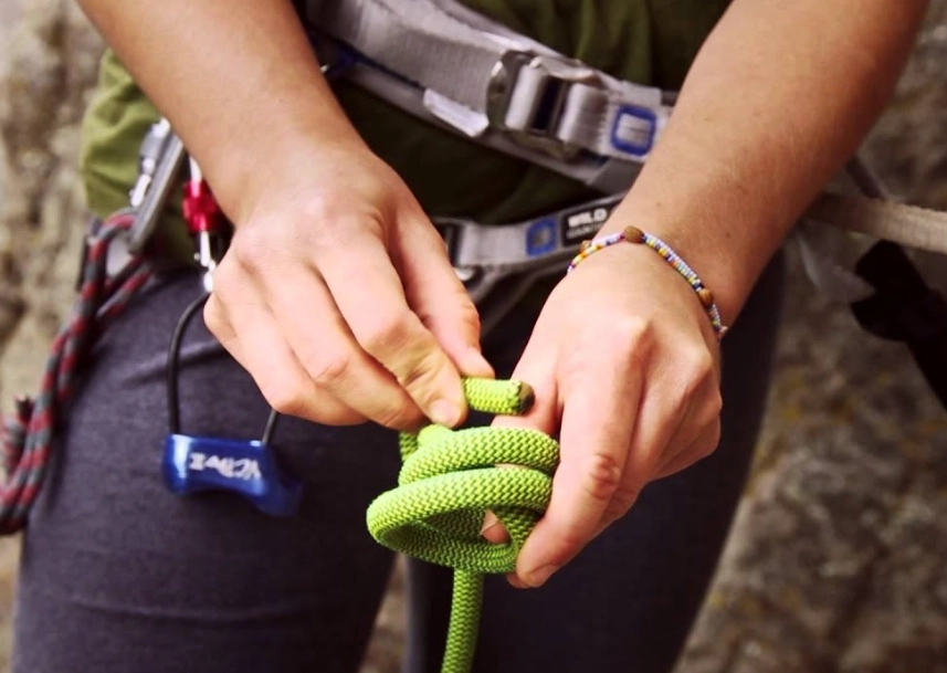 dynamic vs static rope for rappelling