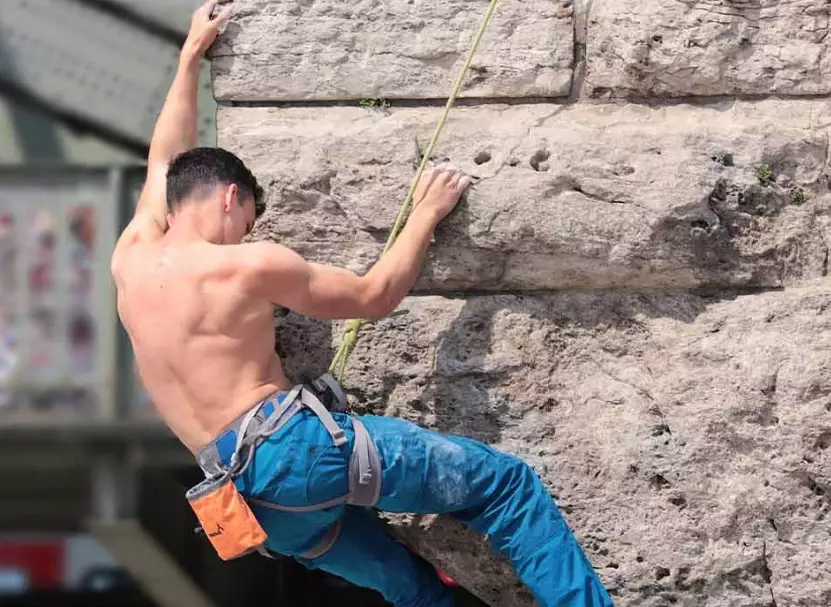 climbing chalk benefits